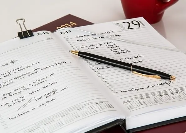 忙しい医療者でも通える柔軟な振替体制（スケジュール帳）